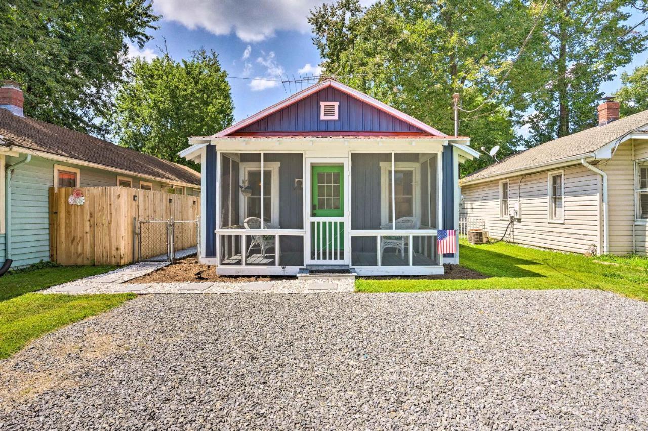 Chic Cottage With Private Yard Steps To Beach! Colonial Beach Exterior foto