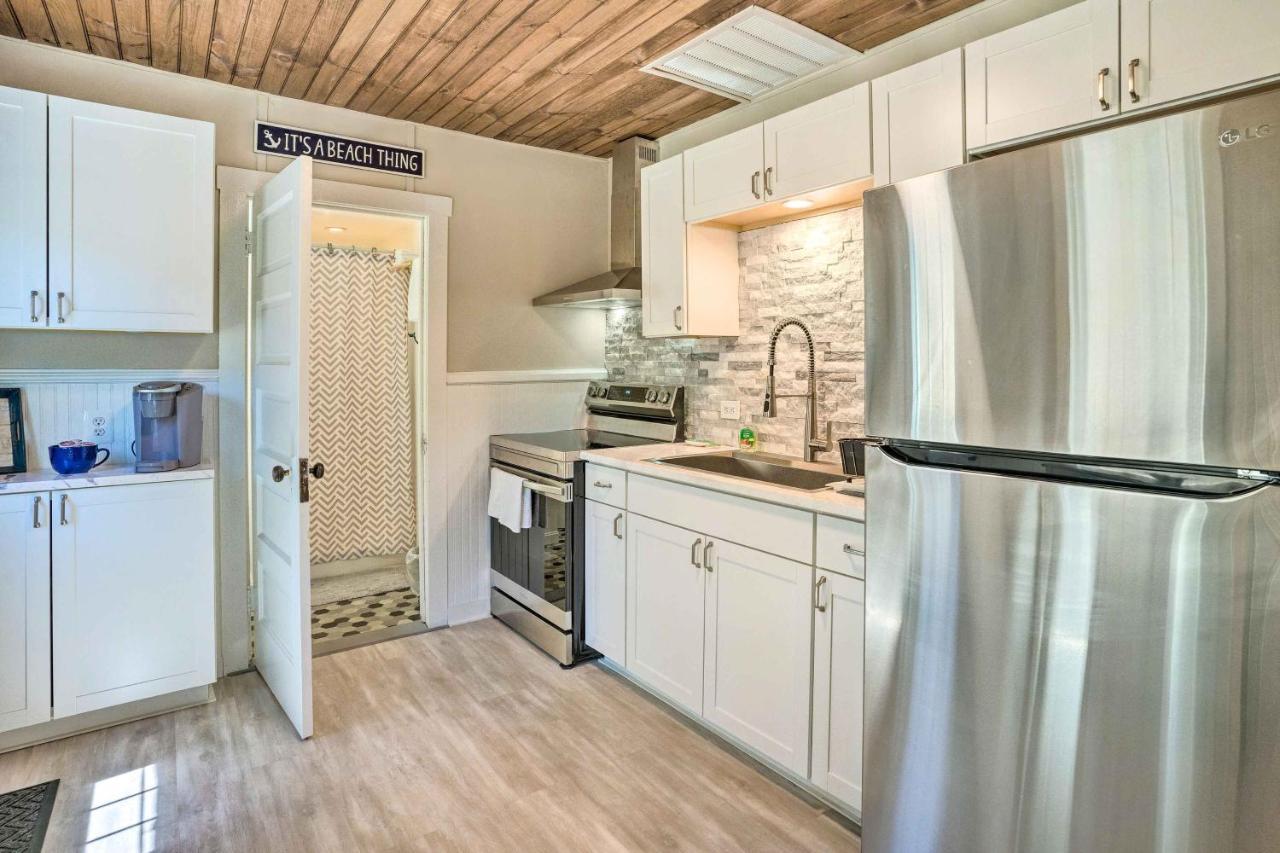 Chic Cottage With Private Yard Steps To Beach! Colonial Beach Exterior foto