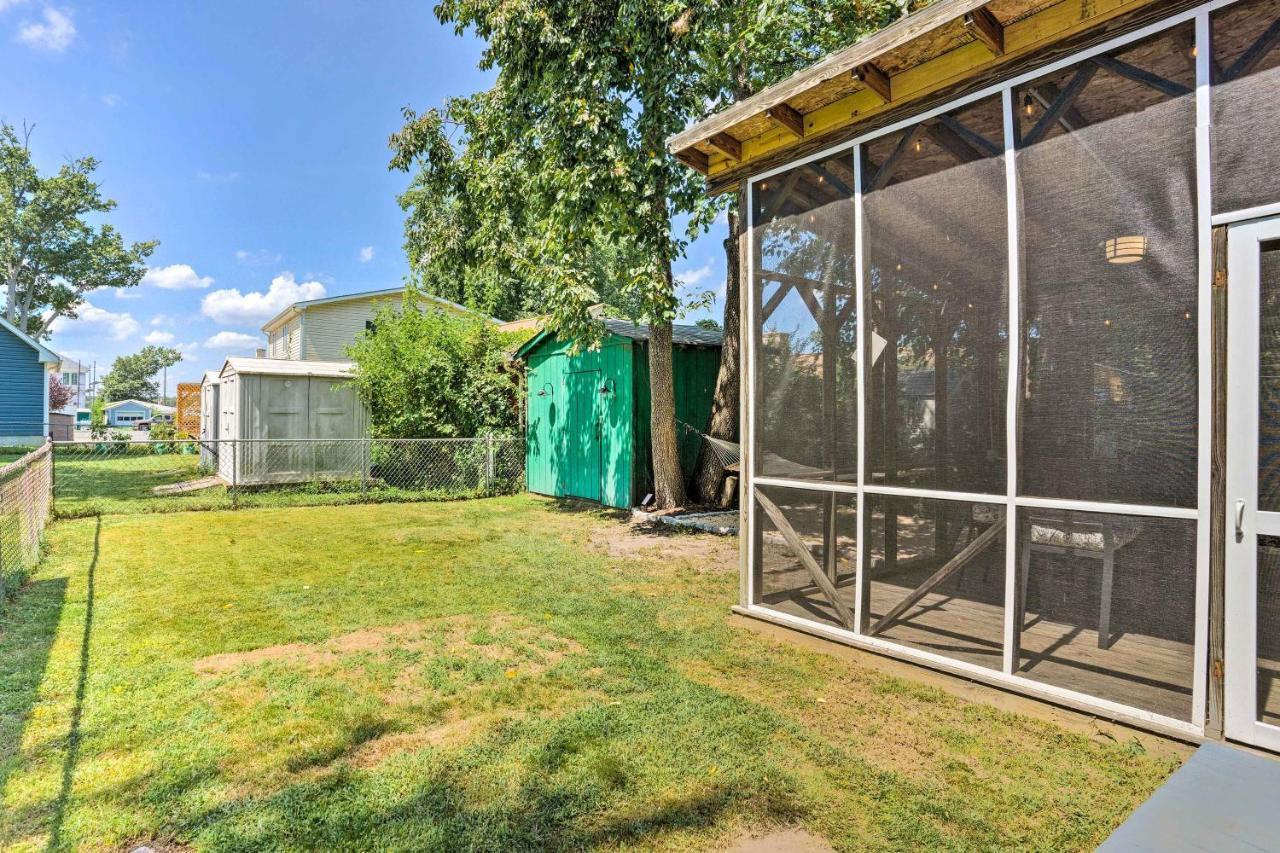Chic Cottage With Private Yard Steps To Beach! Colonial Beach Exterior foto